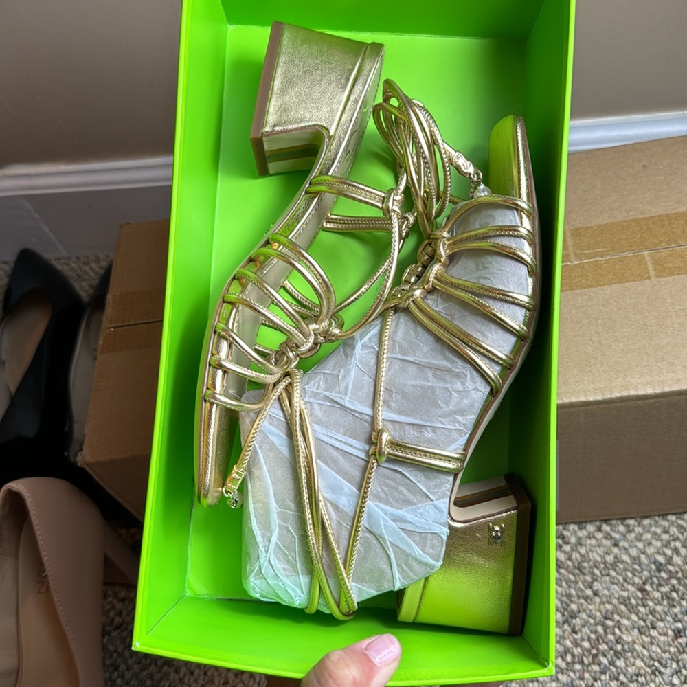 NWTIB - Sam Edelman Women's Westley Sandal, Heeled Sandal, Gold - Size 7 😍😍 - Picture 9 of 10
